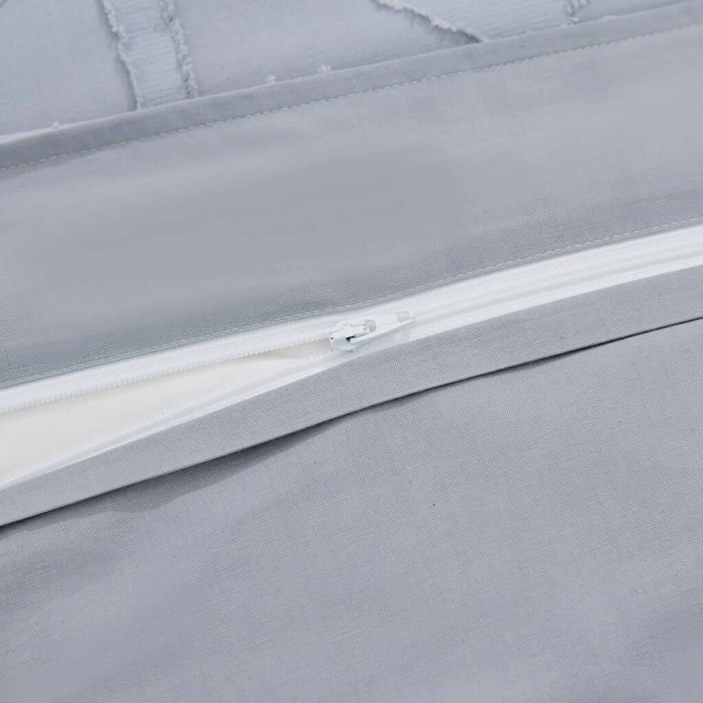 Ensemble de housse de couette STELLA  ( Gris ) Housse de couette  ,disponible chez Literie-Déco et moi 