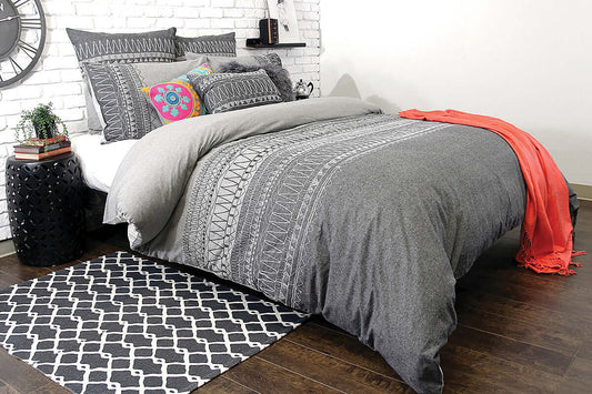 Ensemble de housse de couette ZEMORA Housse de couette  ,disponible chez Literie-Déco et moi 