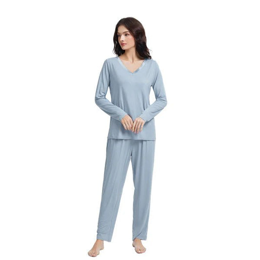 Ensemble pyjama a manches longues en bambou ( Céleste ) Chemise de nuit  ,disponible chez Literie-Déco et moi 