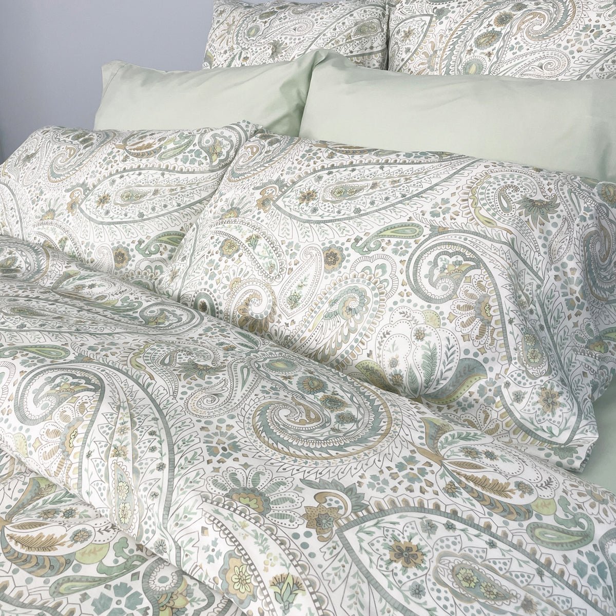 ( Fait au Canada ) Housse de couette paisley ANNABELLE- ( Vert et bleu )- Par Cuddle Down - Housse de couette Cuddle Down - Literie-Déco et moi 