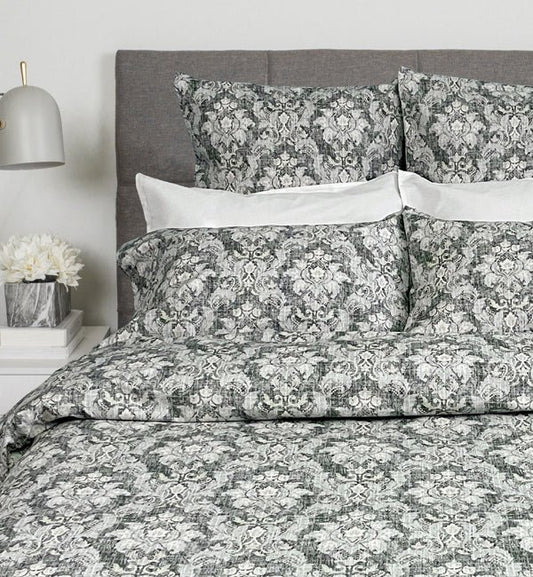  ( Fait au Canada ) Housse de couette VINTAGE DAMASK- Par Cuddle Down de Cuddle Down – PRODUIT  de qualité chez Literie & Déco et Moi