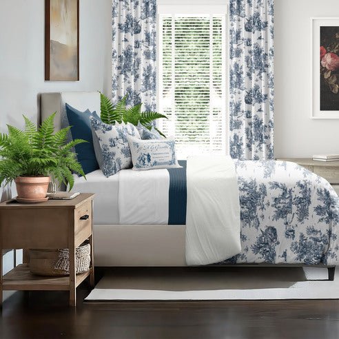 (FAIT AU CANADA)-JARDIN DU JOUY(Indigo)-Par Colcha Linens - Douillette Colcha Linens - $389.99! Literie-Déco et moi 