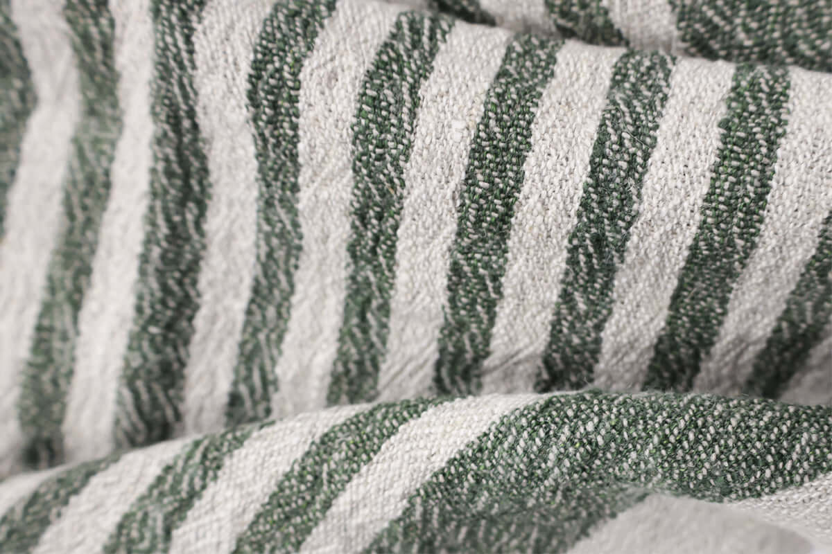 ( Fait au Canada) Linge de cuisine en lin JOVANA ( 2 teintes disponibles ) Draps  ,disponible chez Literie-Déco et moi 