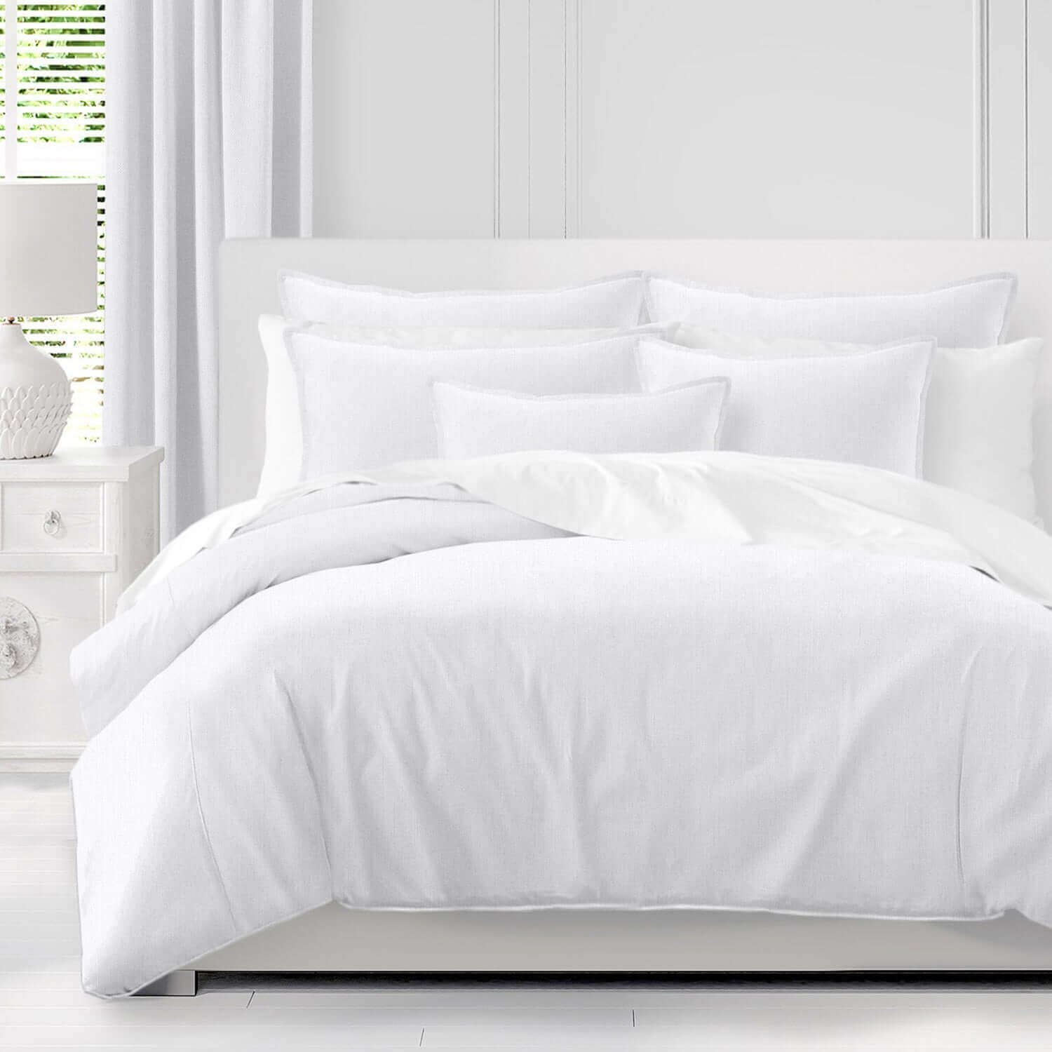 FAIT AU CANADA- Modèle ADRIANNE ( Blanc) - Par Colcha Linens - Douillette, Couvre-lit, Housse de couette Colcha Linens - Literie-Déco et moi 