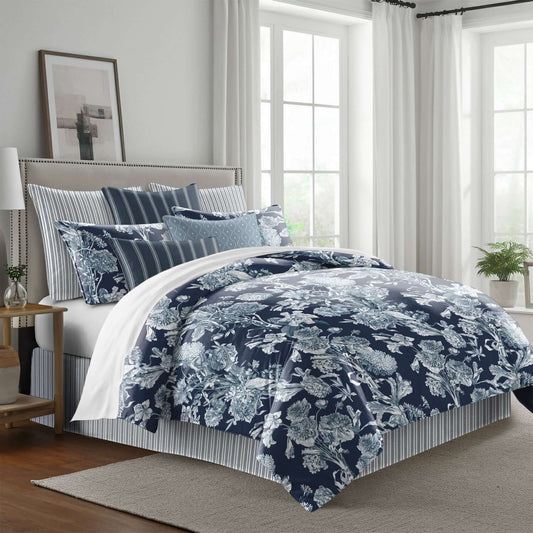 FAIT AU CANADA- Modèle  ALEXANDRIA INDIGO - Par Colcha Linens Douillette, Couvre-lit, Housse de couette  ,disponible chez Literie-Déco et moi 