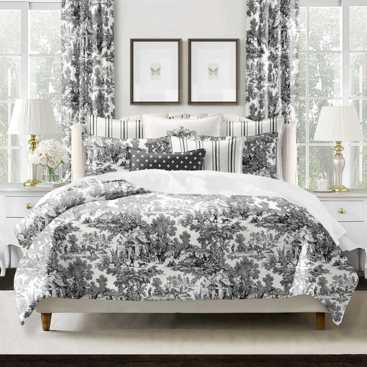FAIT AU CANADA- Modèle AU VILLAGE ( Ébene ) - Par Colcha Linens - Douillette, Couvre-lit, Housse de couette Colcha Linens - $389.99! Literie-Déco et moi 