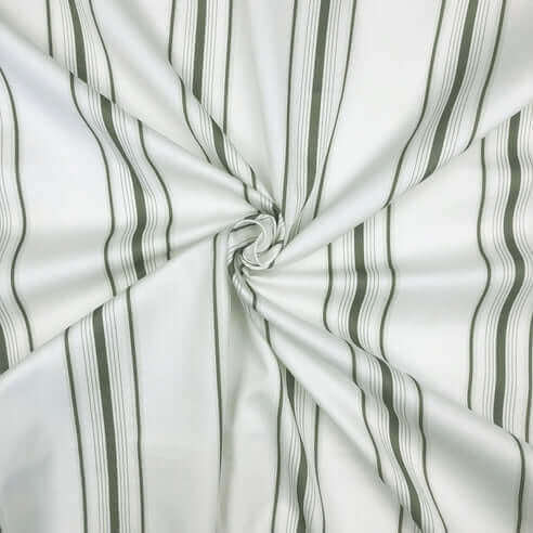 FAIT AU CANADA-Modèle AUGUST STRIPE (Vert) -Par Colcha Linens - Douillette, Couvre-lit, Housse de couette Colcha Linens - $389.99! Literie-Déco et moi 