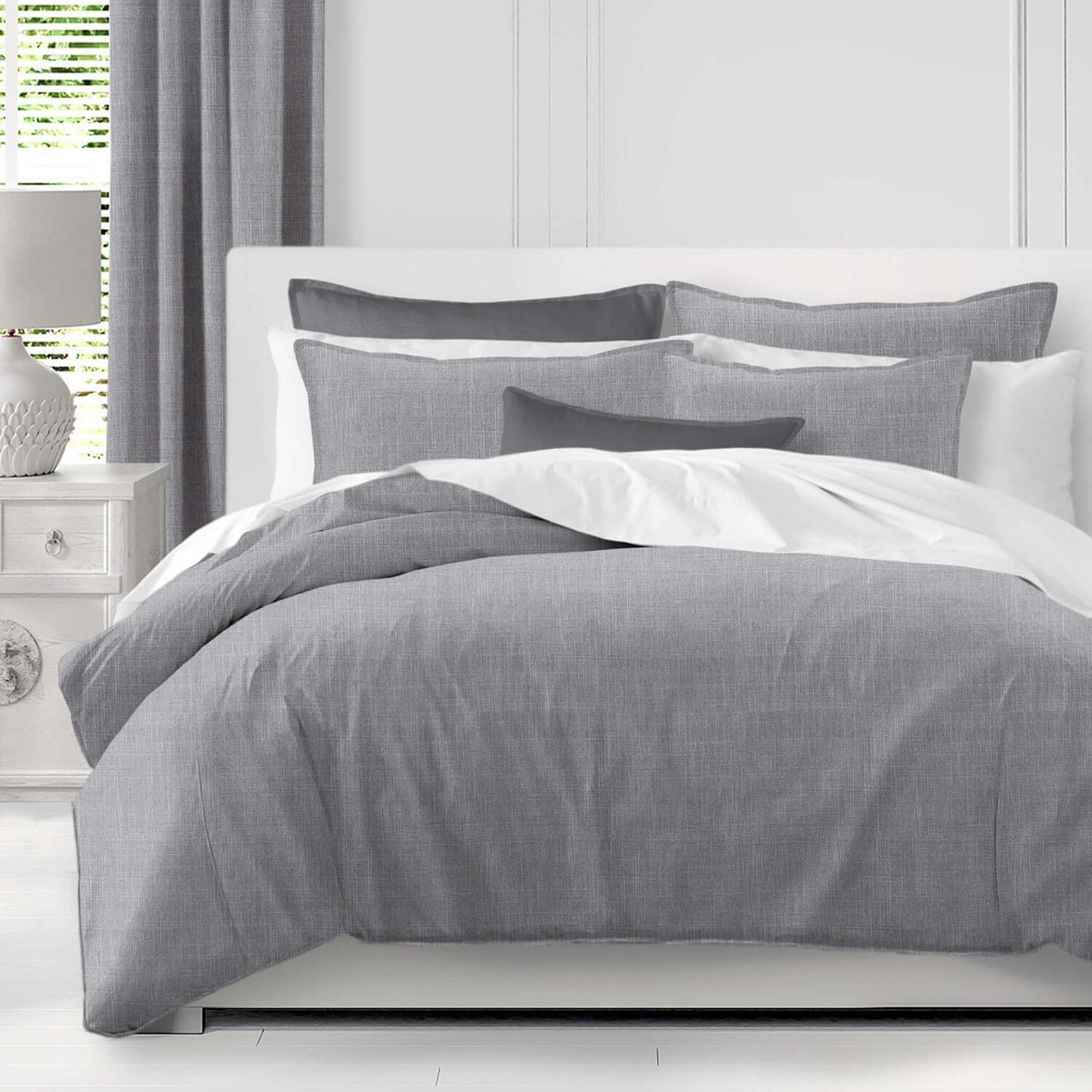 FAIT AU CANADA- Modèle BATTERSEA ( Gris ) - Par Colcha Linens Douillette, Couvre-lit, Housse de couette  ,disponible chez Literie-Déco et moi 