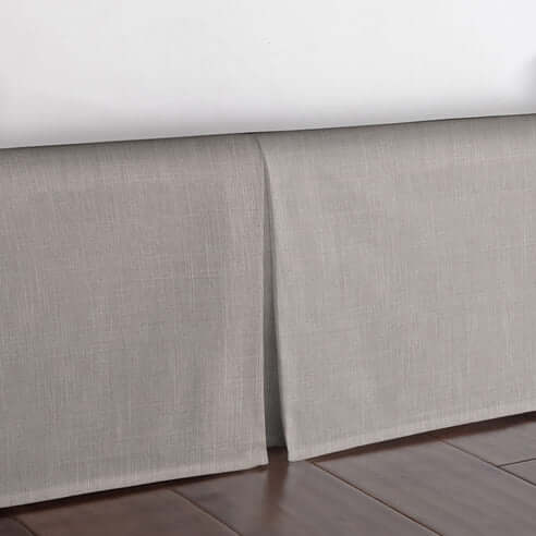 FAIT AU CANADA- Modèle BATTERSEA ( Taupe ) - Par Colcha Linens Douillette, Couvre-lit, Housse de couette  ,disponible chez Literie-Déco et moi 