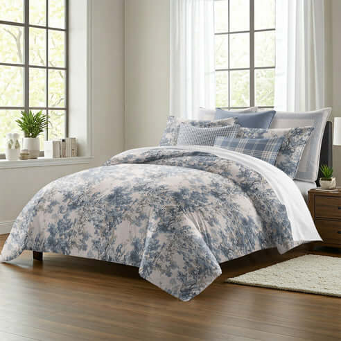 FAIT AU CANADA- Modèle BROUILLARD BLEU DOLCE  ( Bleu ) - Par Colcha Linens Douillette, Couvre-lit, Housse de couette  ,disponible chez Literie-Déco et moi 
