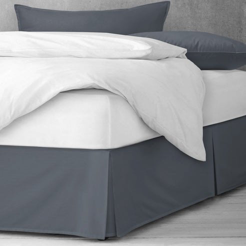 FAIT AU CANADA- Modèle CAPRI ( GRIS ) - Par Colcha Linens Douillette, Couvre-lit, Housse de couette  ,disponible chez Literie-Déco et moi 