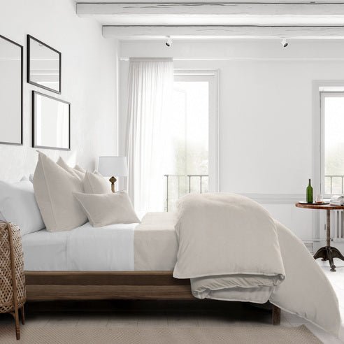 FAIT AU CANADA- Modèle CAPRI ( NATUREL ) - Par Colcha Linens Douillette, Couvre-lit, Housse de couette  ,disponible chez Literie-Déco et moi 