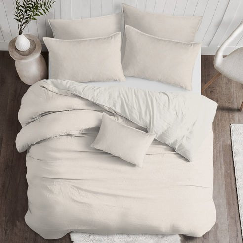 FAIT AU CANADA- Modèle CAPRI ( NATUREL ) - Par Colcha Linens Douillette, Couvre-lit, Housse de couette  ,disponible chez Literie-Déco et moi 
