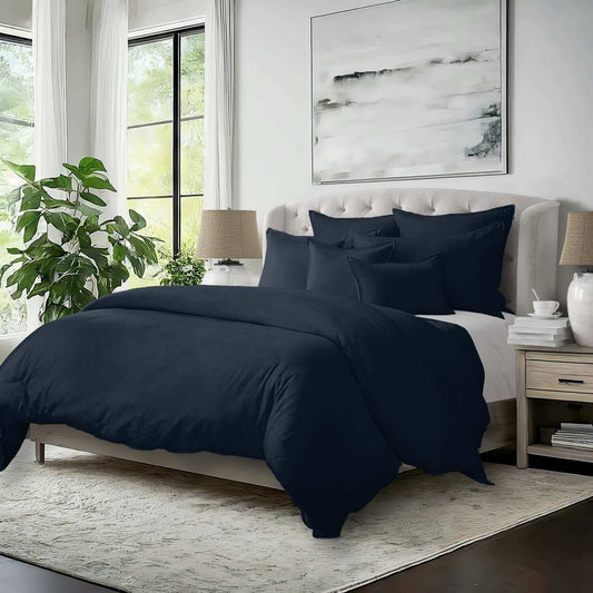 FAIT AU CANADA - Modèle ELSIE (Marine) - Par Colcha Linens - Douillette, Couvre-lit, Housse de couette Colcha Linens - $109.75! Literie-Déco et moi