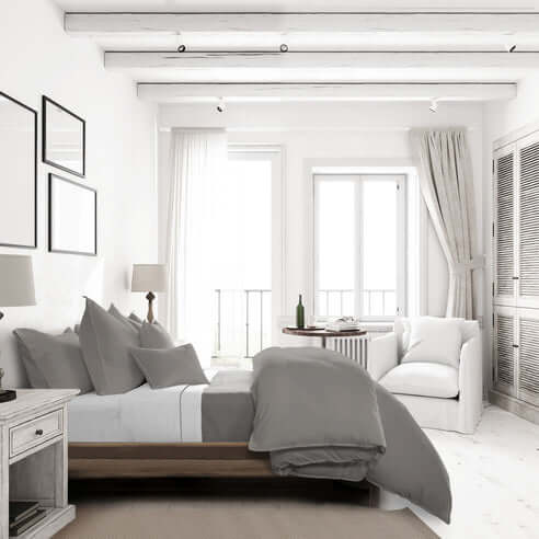FAIT AU CANADA- Modèle EVERLEIGH ( Gris ) - Par Colcha Linens Douillette, Couvre-lit, Housse de couette  ,disponible chez Literie-Déco et moi 