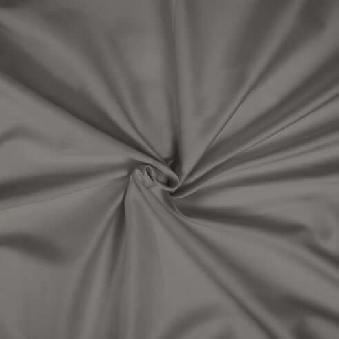 FAIT AU CANADA- Modèle EVERLEIGH ( Gris ) - Par Colcha Linens Douillette, Couvre-lit, Housse de couette  ,disponible chez Literie-Déco et moi 