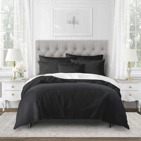 FAIT AU CANADA- Modèle EVERLEIGH ( Noir ) - Par Colcha Linens - Douillette, Couvre-lit, Housse de couette Colcha Linens - $399.99! Literie-Déco et moi