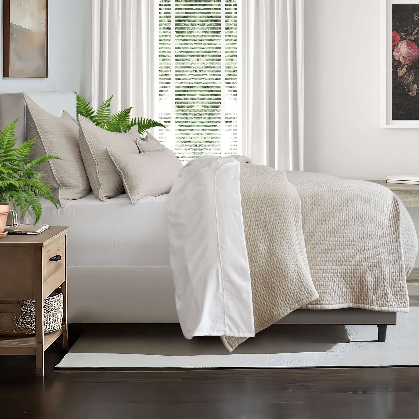 FAIT AU CANADA- Modèle HANNAH (Avoine) - Par Colcha Linens Douillette, Couvre-lit, Housse de couette  ,disponible chez Literie-Déco et moi 