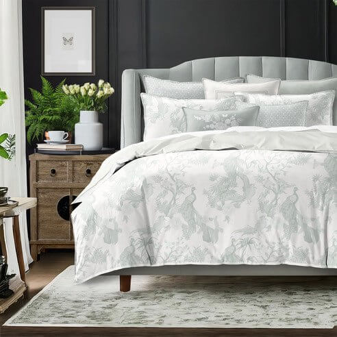 FAIT AU CANADA-Modèle PEACOCK LANE (Vert Sauge) -Par Colcha Linens - Douillette Colcha Linens - $399.99! Literie-Déco et moi 