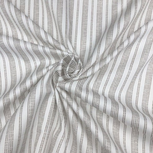 FAIT AU CANADA-Modèle RAYURES DU PACIFIQUE (Beige) -Par Colcha Linens Douillette  ,disponible chez Literie-Déco et moi 