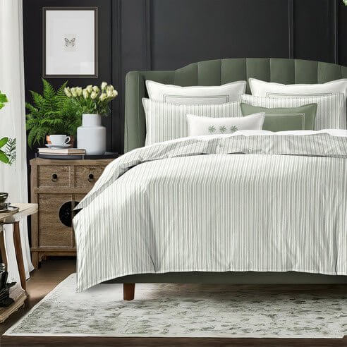 FAIT AU CANADA-Modèle RAYURES DU PACIFIQUE (Vert) -Par Colcha Linens Douillette  ,disponible chez Literie-Déco et moi 