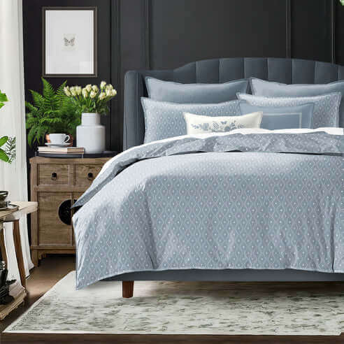 FAIT AU CANADA- Modèle SAMUEL (Bleu) - Par Colcha Linens - Douillette, Couvre-lit, Housse de couette Colcha Linens - Literie-Déco et moi 