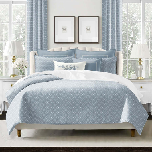 FAIT AU CANADA- Modèle SAMUEL (Bleu) - Par Colcha Linens Douillette, Couvre-lit, Housse de couette  ,disponible chez Literie-Déco et moi 