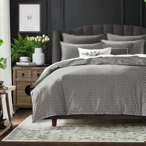 FAIT AU CANADA- Modèle SAMUEL ( Gris  ) - Par Colcha Linens - Douillette, Couvre-lit, Housse de couette Colcha Linens - Literie-Déco et moi 