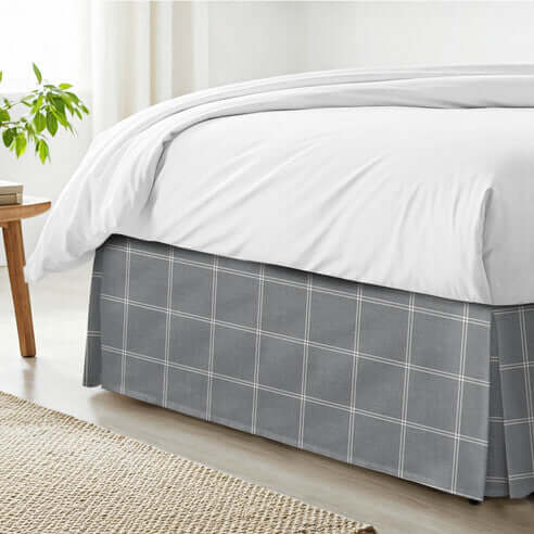 FAIT AU CANADA- Modèle SHAY BROAD ( A carreaux gris) - Par Colcha Linens Douillette, Couvre-lit, Housse de couette  ,disponible chez Literie-Déco et moi 