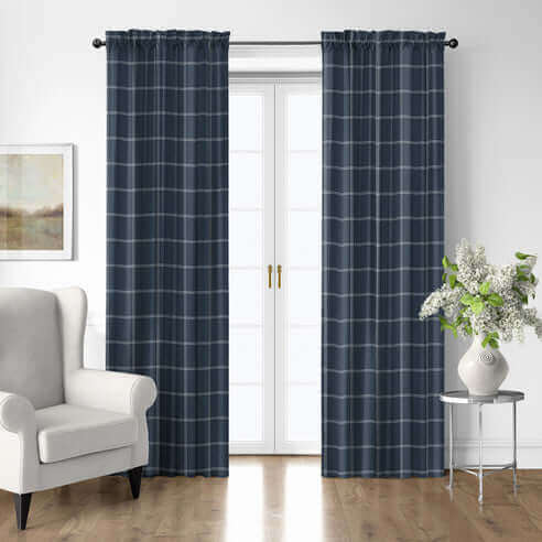 FAIT AU CANADA - Modèle SHAY BROAD ( A carreaux marine ) - Par Colcha Linens - Literie - Déco et moi