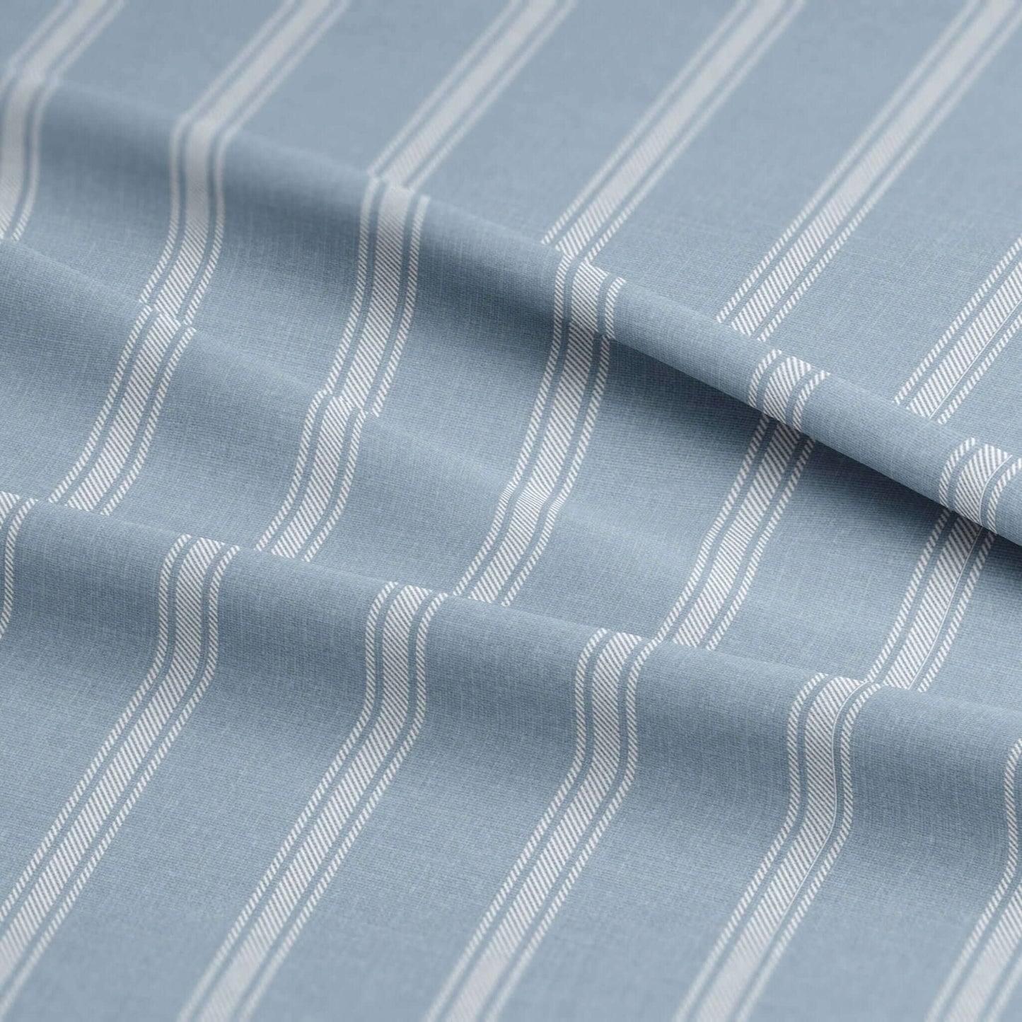 FAIT AU CANADA- Modèle  SHAY BROAD ( Rayé bleu ) - Par Colcha Linens - Douillette, Couvre-lit, Housse de couette Colcha Linens - Literie-Déco et moi 