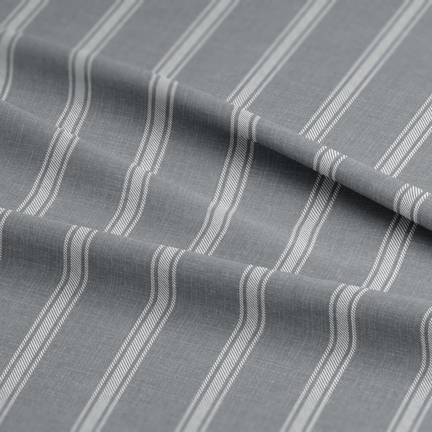FAIT AU CANADA- Modèle  SHAY BROAD ( Rayé gris ) - Par Colcha Linens - Douillette, Couvre-lit, Housse de couette Colcha Linens - Literie-Déco et moi 