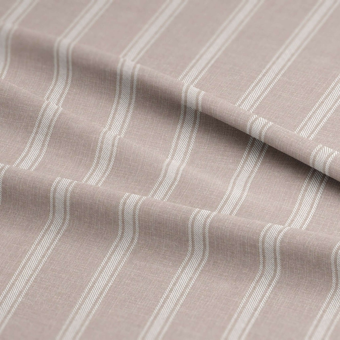 FAIT AU CANADA- Modèle  SHAY BROAD ( Rayé naturel ) - Par Colcha Linens - Douillette, Couvre-lit, Housse de couette Colcha Linens - Literie-Déco et moi 