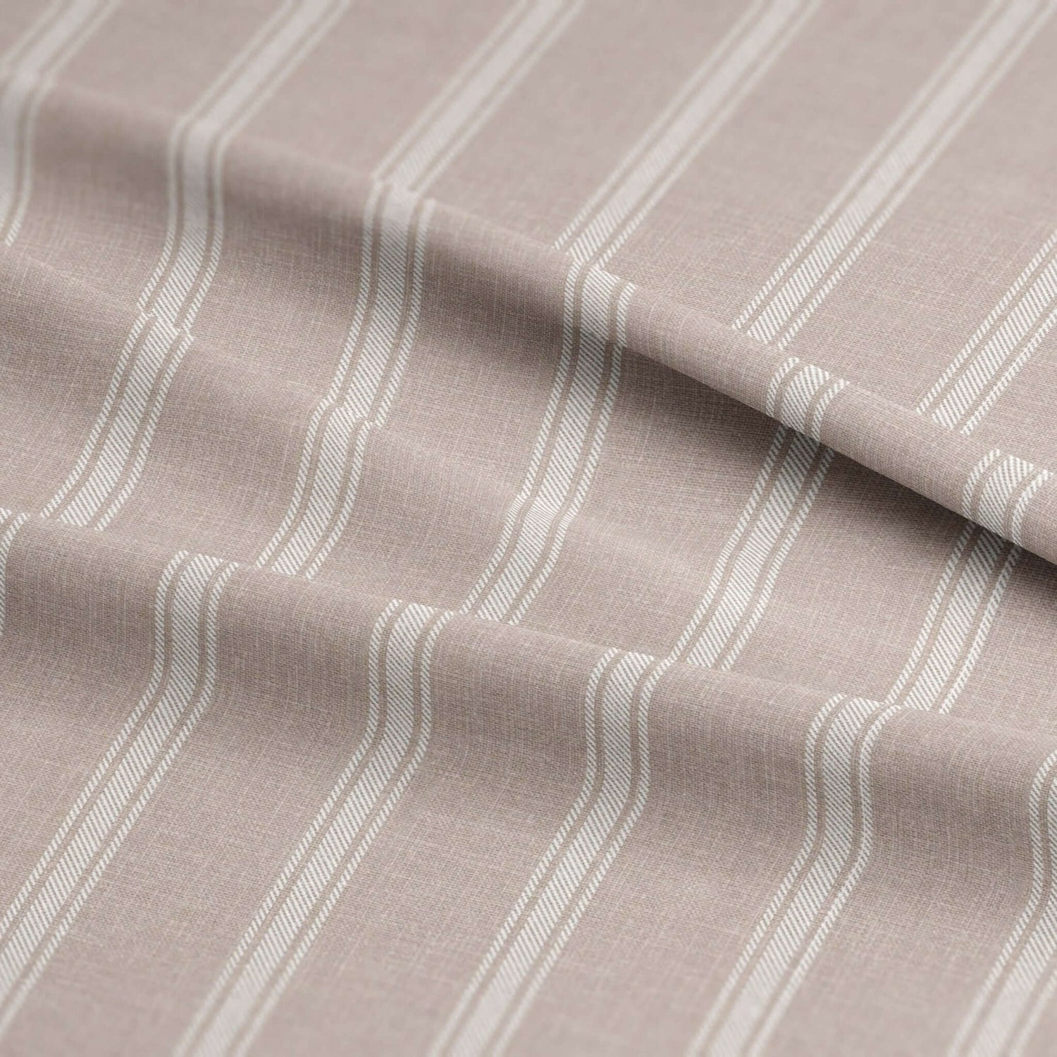 FAIT AU CANADA- Modèle  SHAY BROAD ( Rayé naturel ) - Par Colcha Linens - Douillette, Couvre-lit, Housse de couette Colcha Linens - Literie-Déco et moi 