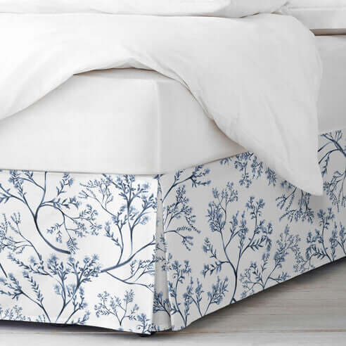 FAIT AU CANADA- Modèle  TINSLEY ( Bleu )- Par Colcha Linens Douillette, Couvre-lit, Housse de couette  ,disponible chez Literie-Déco et moi 