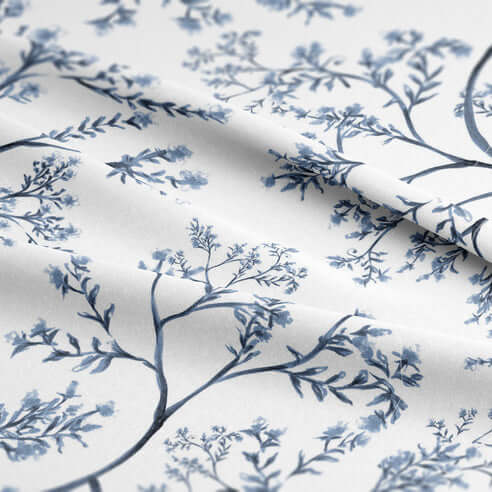 FAIT AU CANADA- Modèle  TINSLEY ( Bleu )- Par Colcha Linens Douillette, Couvre-lit, Housse de couette  ,disponible chez Literie-Déco et moi 