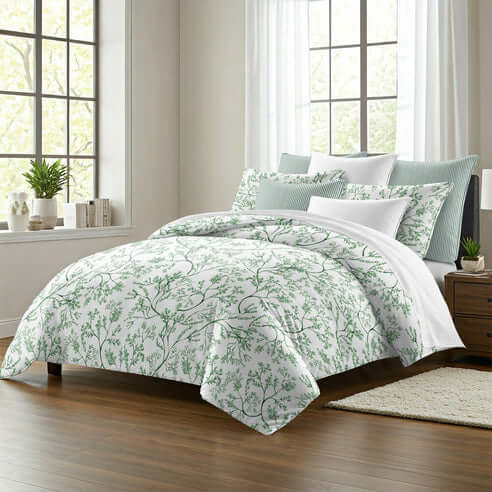 FAIT AU CANADA- Modèle  TINSLEY IVY - Par Colcha Linens Douillette, Couvre-lit, Housse de couette  ,disponible chez Literie-Déco et moi 