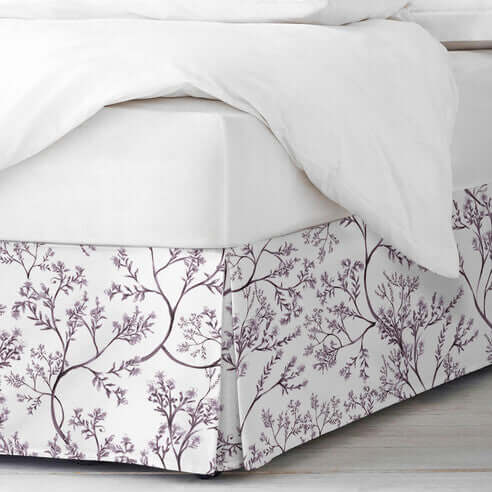 FAIT AU CANADA- Modèle  TINSLEY ( Prune ) - Par Colcha Linens Douillette, Couvre-lit, Housse de couette  ,disponible chez Literie-Déco et moi 