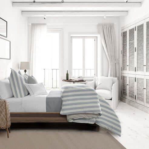 FAIT AU CANADA- Modèle WAVE RUNNER ( Gris ) - 5 PIECES-  Par Colcha Linens Douillette, Couvre-lit, Housse de couette  ,disponible chez Literie-Déco et moi 