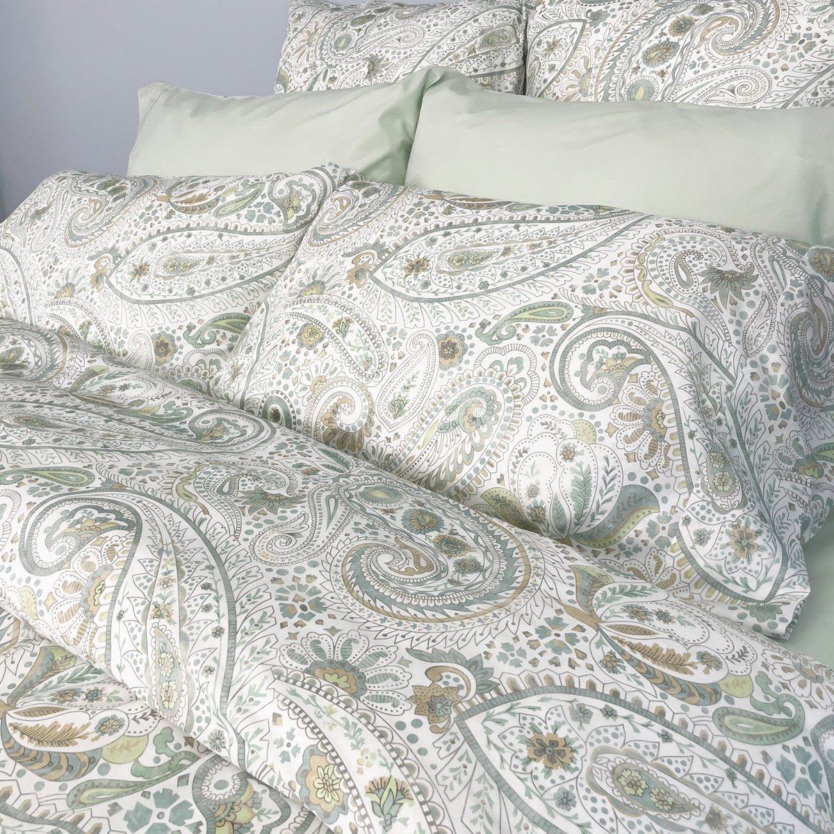 (Fait au Canada)Drap housse ANNABELLE- Par Cuddle Down - DRAPS Cuddle Down - $95.99! Literie-Déco et moi 