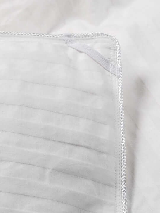 ( Fait au Québec ) Couette en duvet blanc Hôtel Dulcia - 4 saisons - Par Dolce Bianca - Literie - Déco et moi