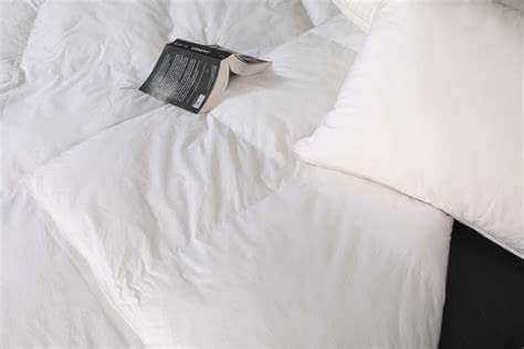 (FAIT AU QUÉBEC) Couette LA DUVET ( Canard Canadien ) - Couettes Zénima - Literie-Déco et moi