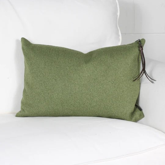 ( Fait au Québec ) - Coussin Heidi  ( 11 teintes disponibles ) - Coussins Accent mode - $44.99! Literie-Déco et moi 
