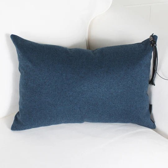 ( Fait au Québec ) - Coussin Heidi  ( 11 teintes disponibles ) - Coussins Accent mode - $44.99! Literie-Déco et moi 