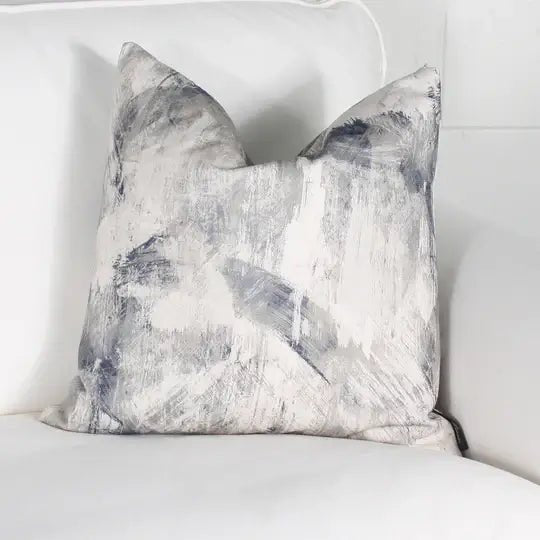 ( Fait au Québec ) - Coussin MICHIGAN Coussins  ,disponible chez Literie-Déco et moi 