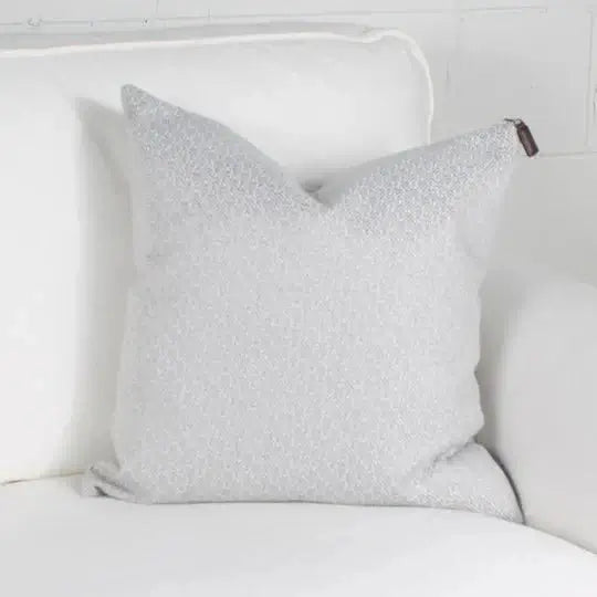 ( Fait au Québec ) - Coussin NORDIC (7 teintes disponibles ) Coussins  ,disponible chez Literie-Déco et moi 