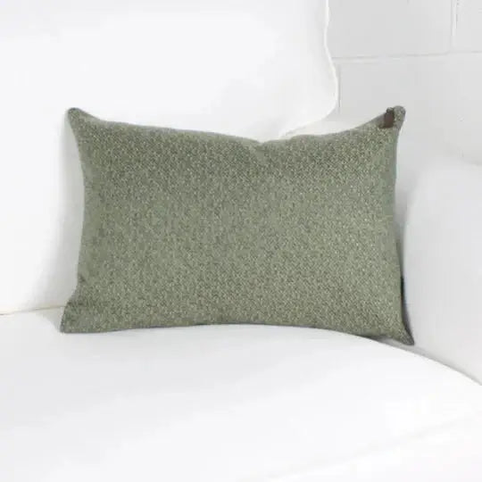 ( Fait au Québec ) - Coussin NORDIC (7 teintes disponibles ) Coussins  ,disponible chez Literie-Déco et moi 
