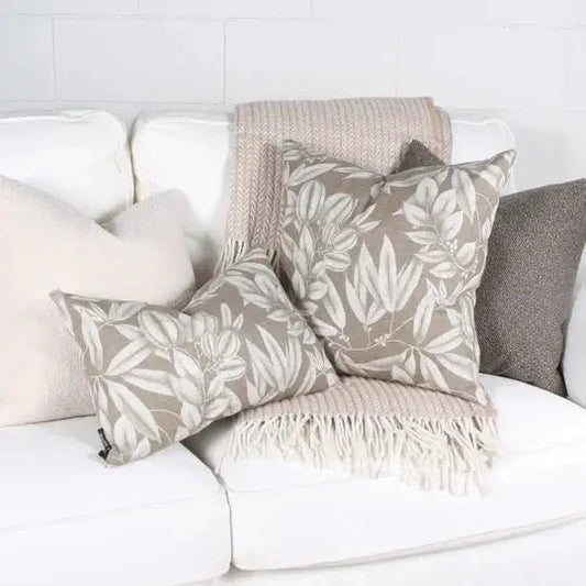 ( Fait au Québec ) - Coussin PHILBOIS ( Beige ) - Coussins Accent mode - $54.99! Literie-Déco et moi