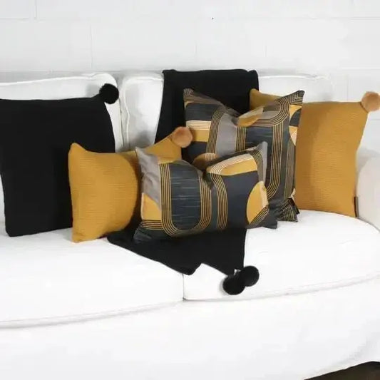 ( Fait au Québec ) - Coussin RÉTRO - Literie - Déco et moi