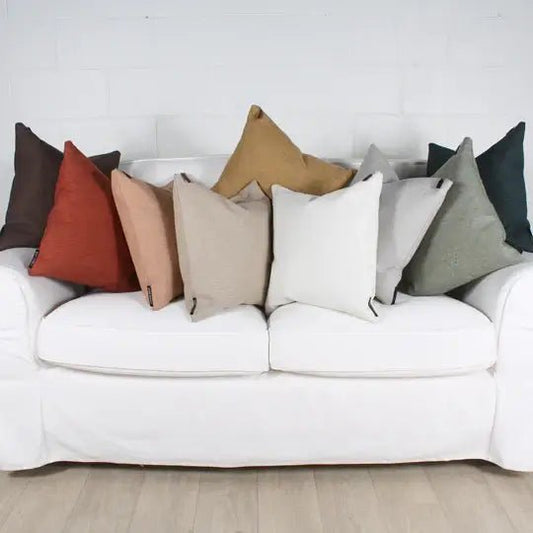 ( Fait au Québec )- Coussins MORGANE ( 2 formats disponibles Coussins  ,disponible chez Literie-Déco et moi 
